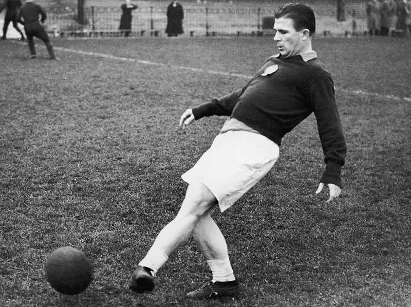 Ferenc Puskás - Skinniest football player