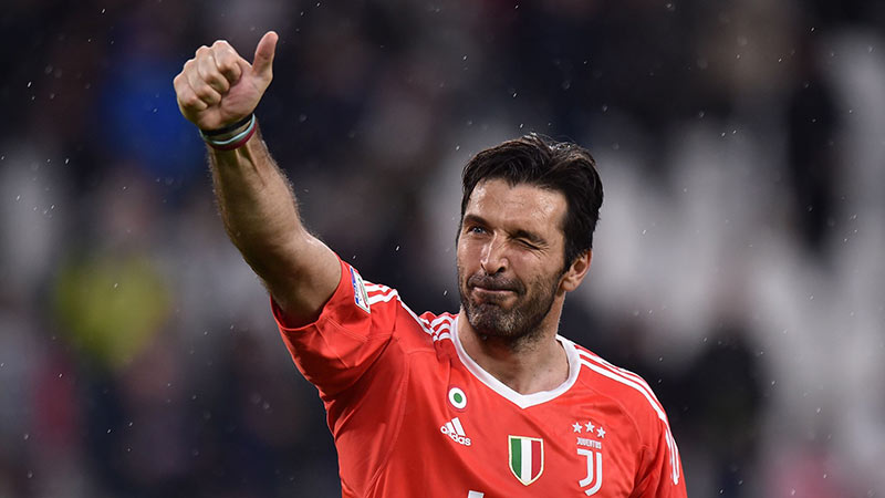 Gianluigi Buffon - Best players of juventus 