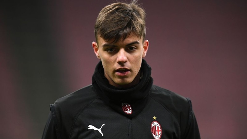 Football players who are single: Daniel Maldini (Spezia - On loan)