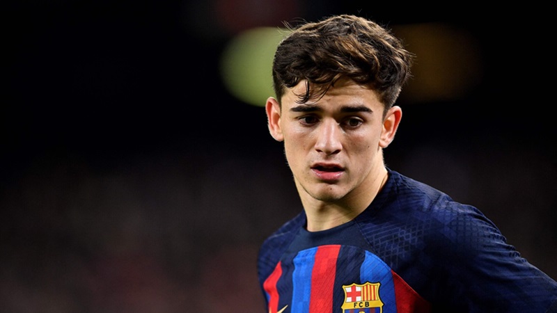 Hot single football players: Gavi (Barcelona)