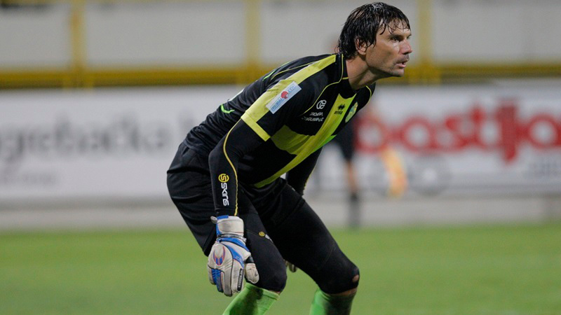 Who is the tallest soccer player in the world: Vanja Ives - 6'9" (205 cm)