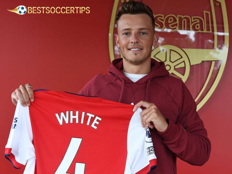 Brighton best player: Ben White