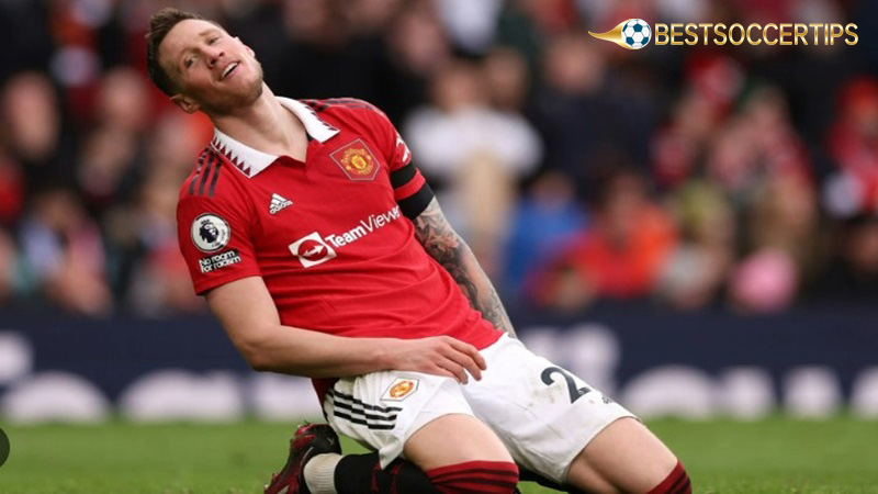 Most handsome manchester united player: Wout Weghorst