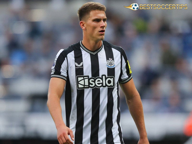 Best centre backs in the Premier league: Sven Botman