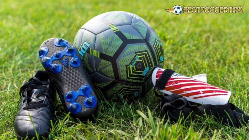 Best gift soccer player: Training Equipment