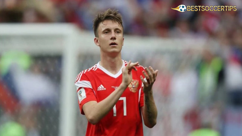 Best long-range shooters in football history: Aleksandr Golovin (Monaco), AMC; longest goal range: 30 meters