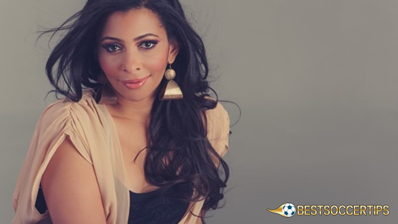 Black female sports reporters: Mimi Fawaz