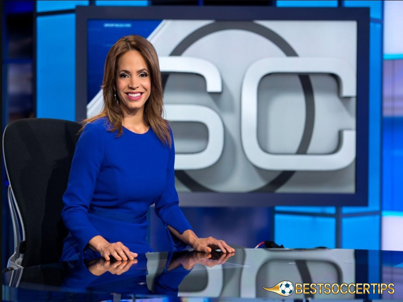 Espn female sports reporters: Elle Duncan