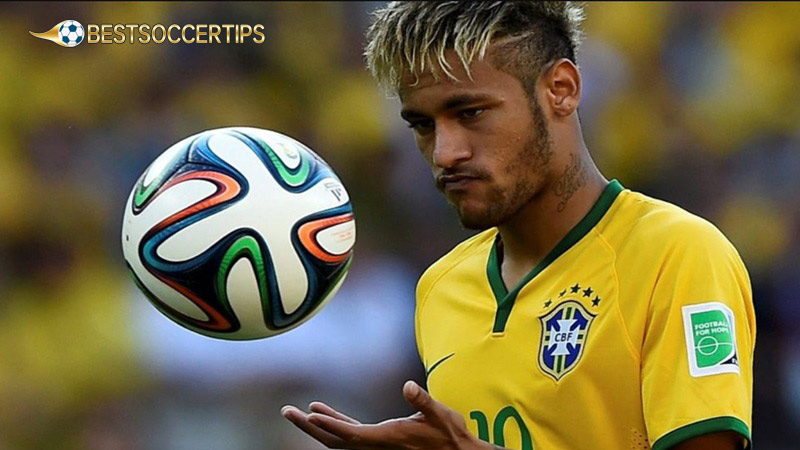 Footballers who grew up poor: Neymar Jr.