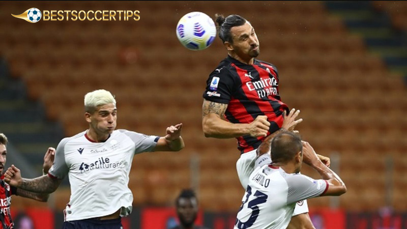 Highest jump in football: Zlatan Ibrahimovic vs Inter Milan (2.53m)