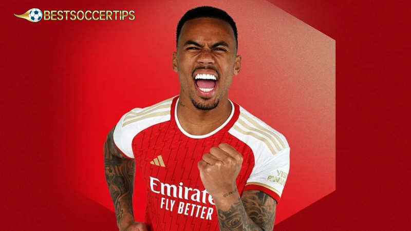 Left footed centre backs: Gabriel Magalhães
