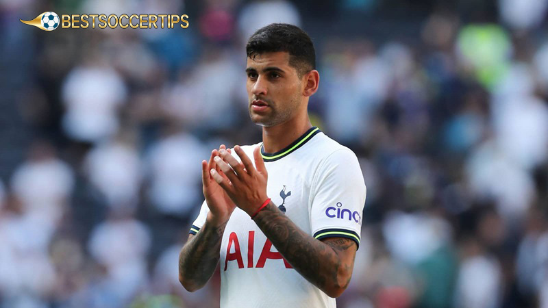 Number 17 football players: Cristian Romero (Tottenham)