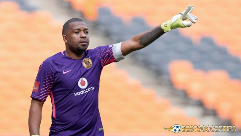 Who is the shortest goalkeeper: Itumeleng Khune