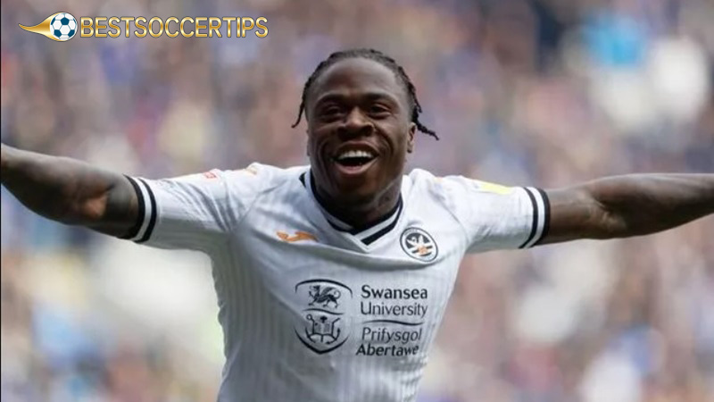 Shortest goalkeeper in Premier League: Michael Obafemi