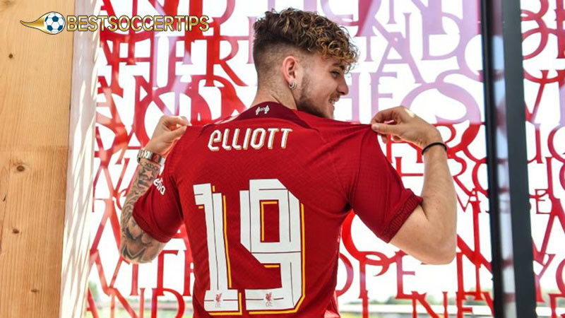 Number 19 football players: Harvey Elliott (Liverpool)