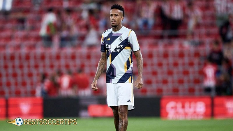 Football players with jersey number 3: Éder Militão
