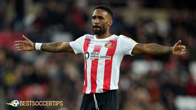 Famous number 18 football players: Jermain Defoe (Tottenham Hotspur, Toronto FC, Sunderland AFC, AFC Bournemouth)