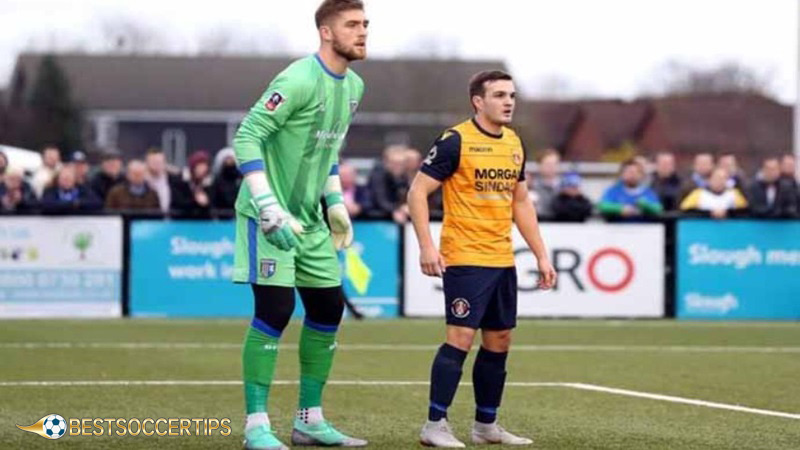 The tallest goalkeeper in the world: Tonny Brogaard