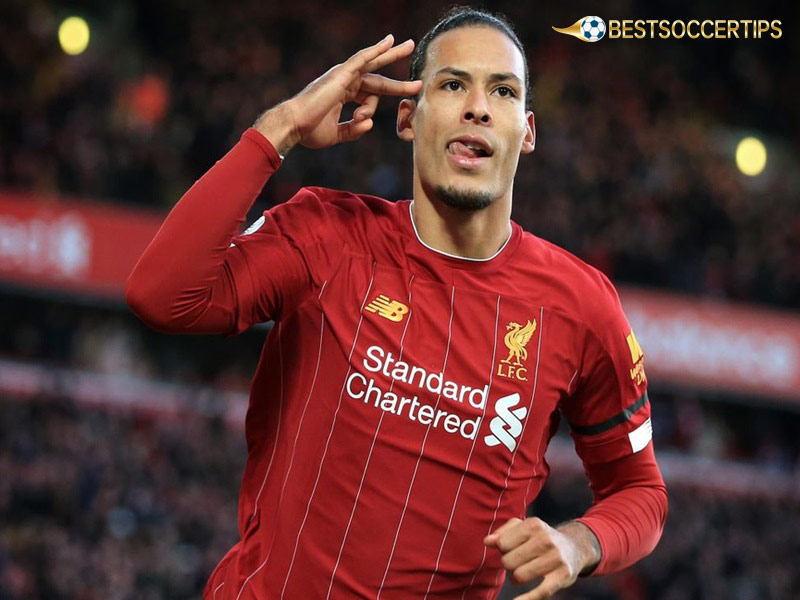 The best centre backs in the world: Virgil van Dijk