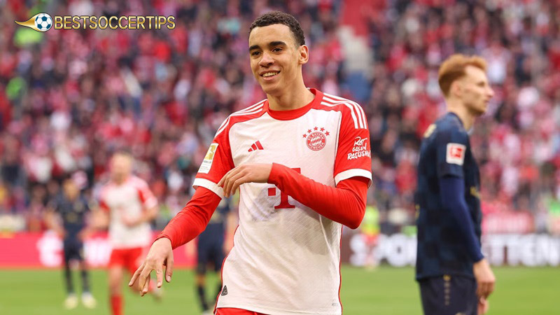 Top soccer players under 25: Jamal Musiala (Bayern Munich)