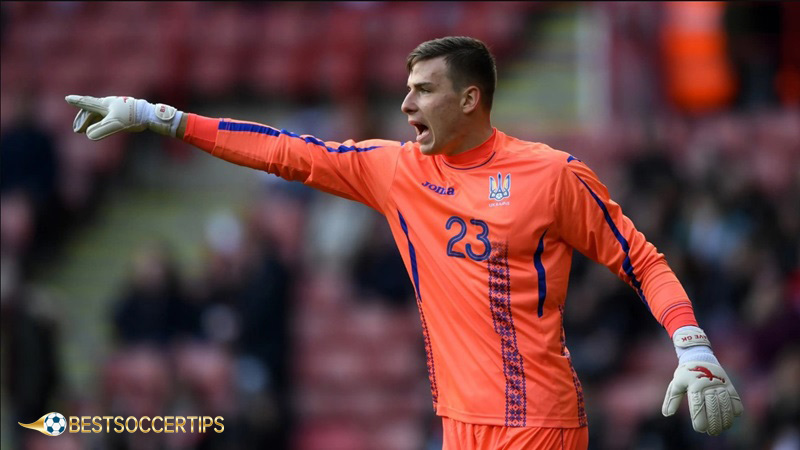 Ukraine best football player: Andriy Lunin
