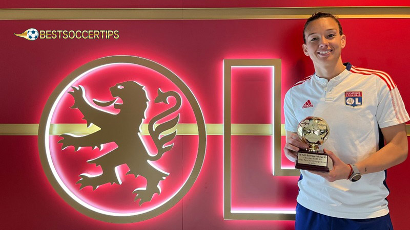 Best female goalkeepers of all time: Christiane Endler