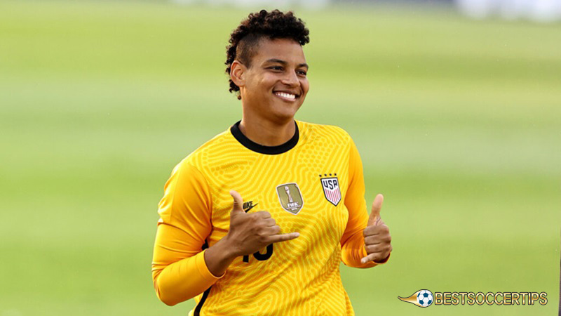 World's best female goalkeeper: Adrianna Franch