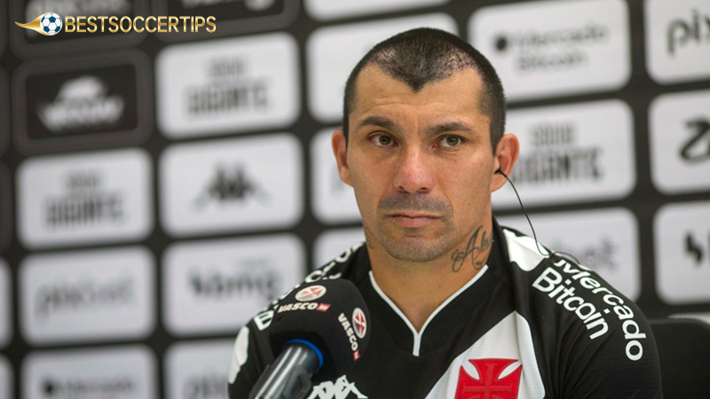 Who has the most red cards in football history: Gary Medel (18 red cards)