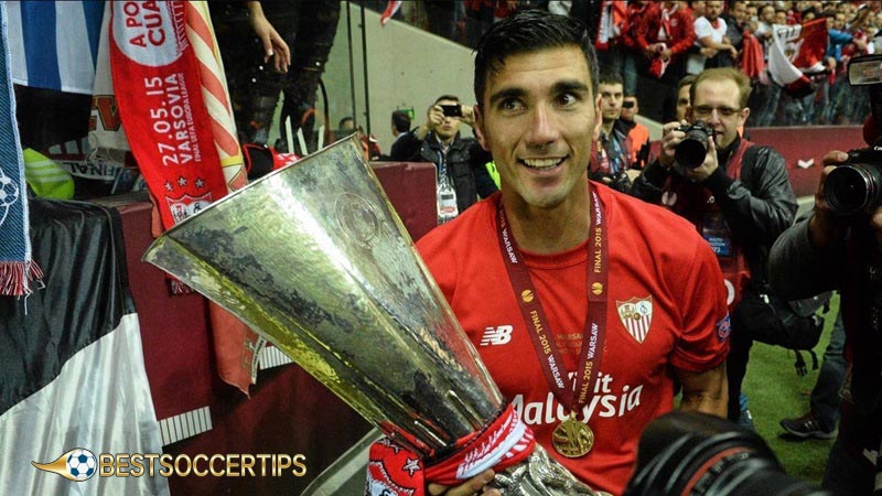 Laliga youngest player: José Antonio Reyes (Sevilla) - 16 years, 4 months, 29 days