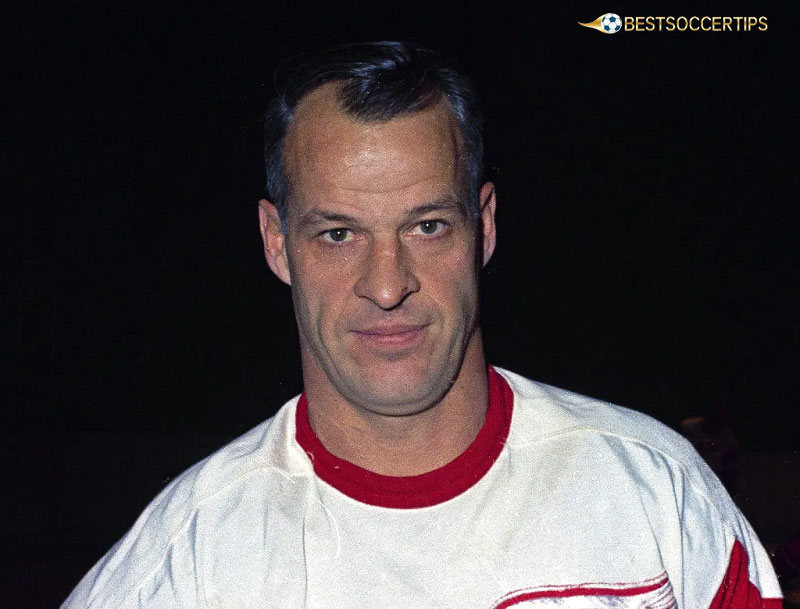 Gordie Howe - Best ice hockey player in the world