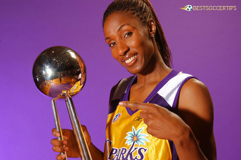 Lisa Leslie - Best female basketball player