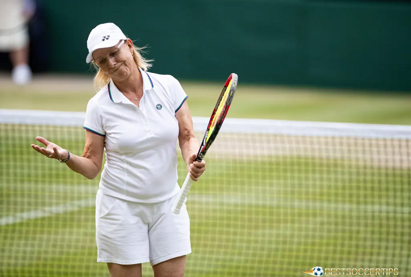 Martina Navratilova - Top 10 tennis players of all time female