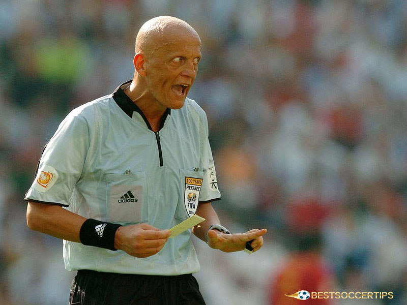 Pierluigi Collina - Best referee in the world