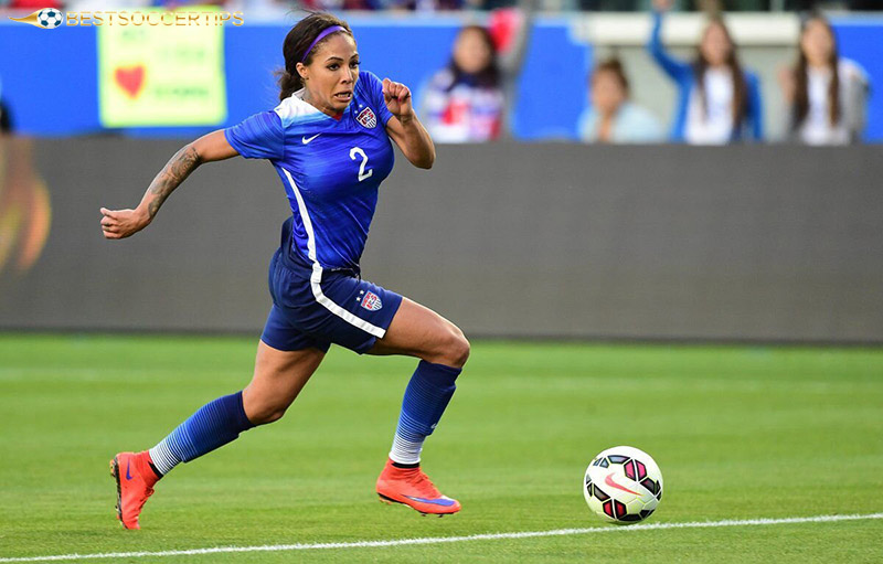 Sydney Laroux - Beautiful female soccer player