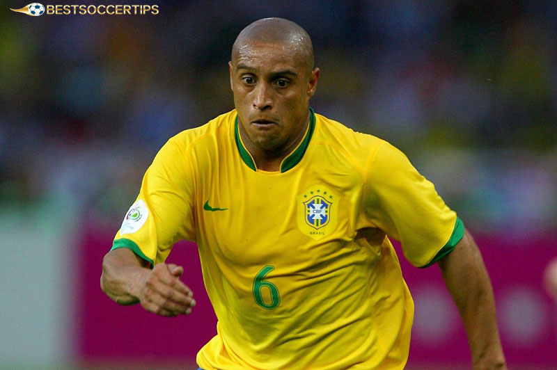 Who is the best free kick taker - Roberto Carlos