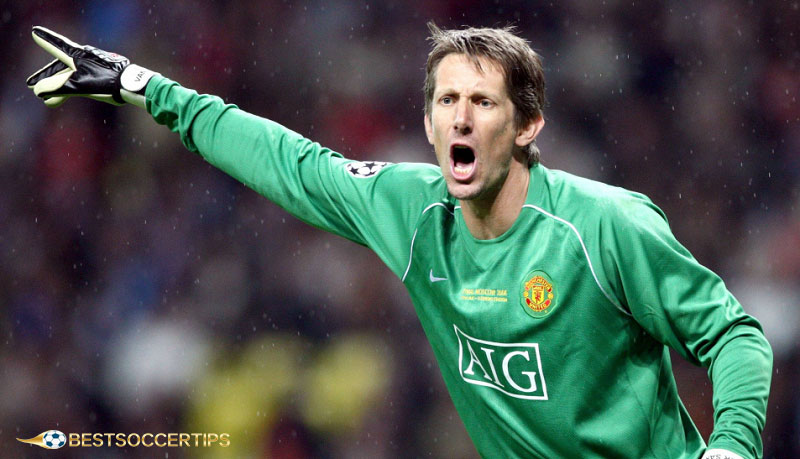 Who is the best goalkeeper in Premier League right now - Edwin van der Sar