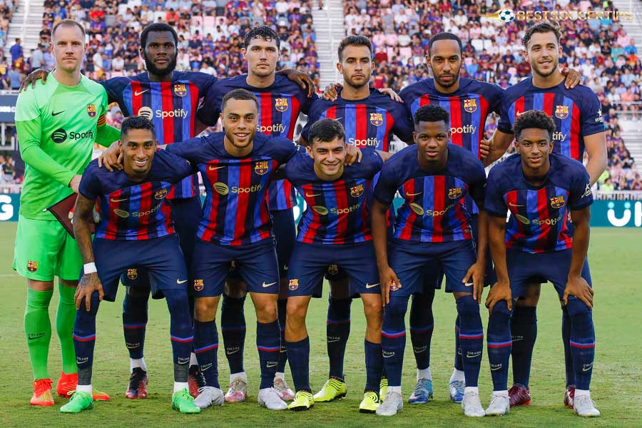 Which football club has the most fans in the world - FC Barcelona