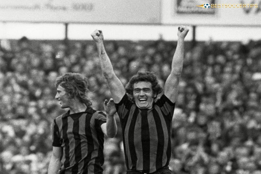 Ted MacDougall - Worst striker in football history
