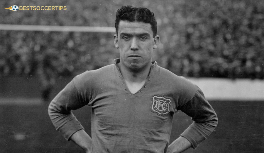 Dixie Dean – Everton's all-time top scorer with 383 goals in 433 games
