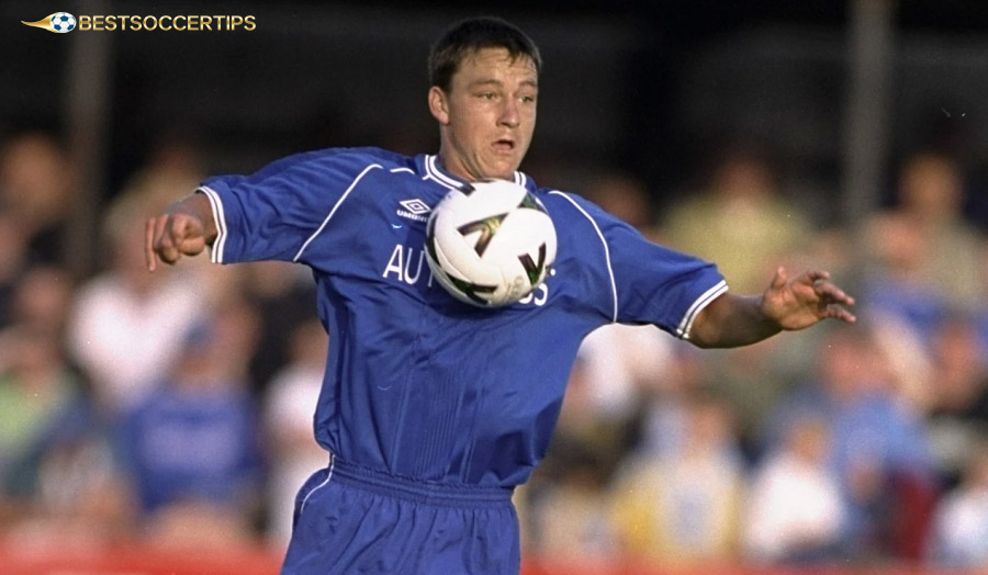 John Terry scored 39 goals, dangerous from headers and corner kicks
