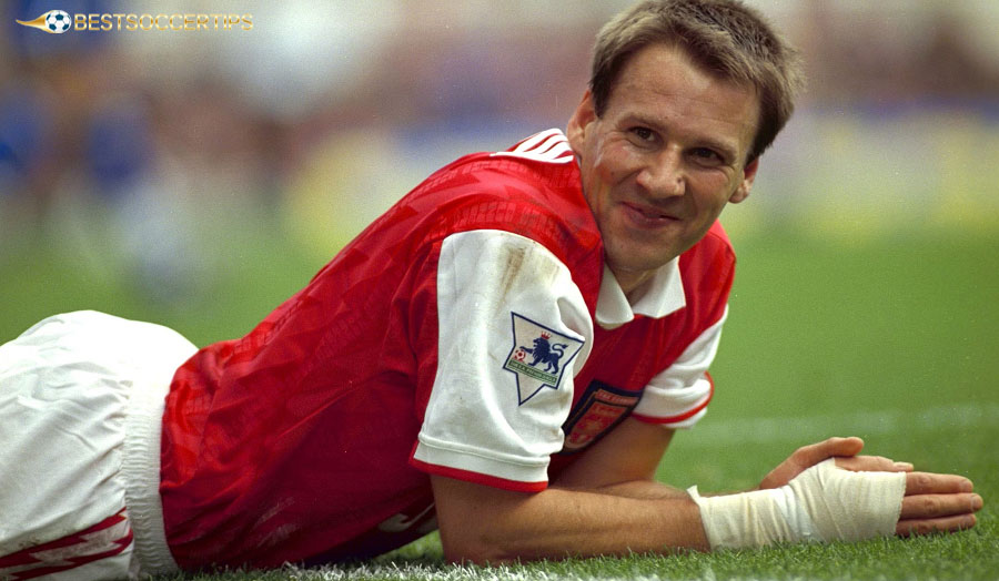 Paul Merson - The creative brain in the middle, always bringing about breakthroughs