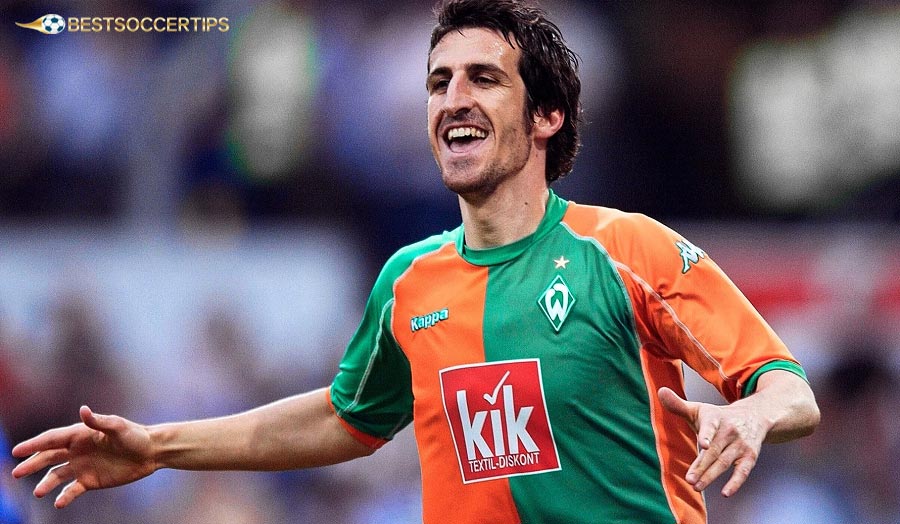Johan Micoud – The creative brain that helps Bremen control and dominate the game